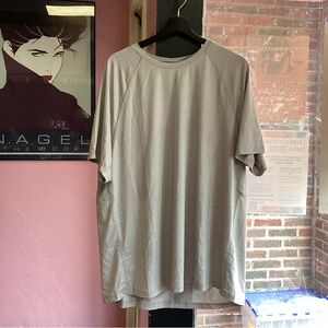 Men's Gray Short Sleeve Athletic Tee